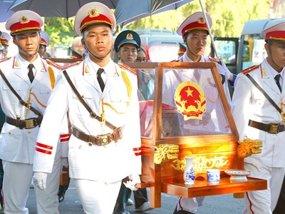 Truyền hình trực tiếp Lễ viếng, Lễ truy điệu và an táng hài cốt liệt sĩ tại TP.HCM