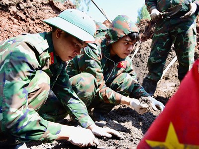 Quy tập được thêm 69 hài cốt liệt sĩ tại Công viên Lê Thị Riêng