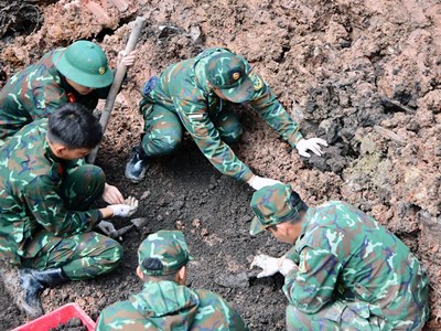 Thêm 12 bộ hài cốt liệt sĩ được phát hiện, quy tập tại Công viên Lê Thị Riêng