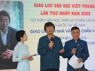 Nhà văn Lưu Chấn Vân tái ngộ độc giả TP.HCM