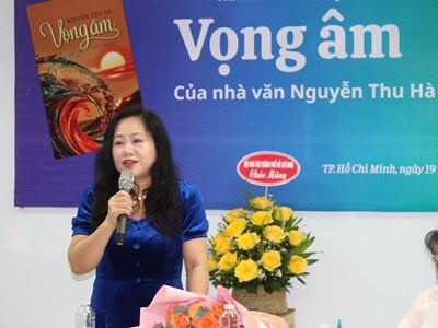 Ra mắt tiểu thuyết “Vọng âm”