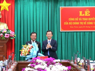 Chuẩn y chức vụ Phó Bí thư Tỉnh ủy Kon Tum