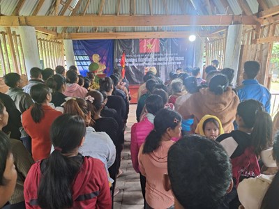 Đồng bào Xơ Đăng ở Kon Tum tưởng nhớ, tiễn đưa Tổng Bí thư Nguyễn Phú Trọng