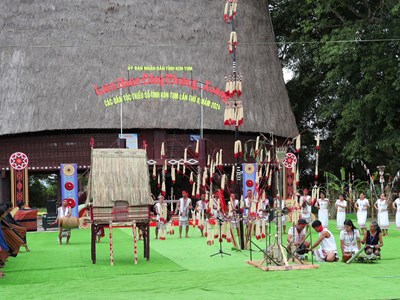 Liên hoan biểu diễn, trình diễn cồng chiêng – xoang của đồng bào DTTS 