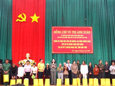 Phó Chủ tịch nước Võ Thị Ánh Xuân thăm và làm việc tại Kon Tum