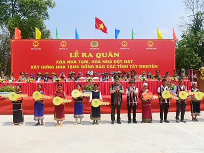 Bộ Công an hỗ trợ tỉnh Kon Tum 84 tỉ đồng xoá nhà tạm, nhà dột nát