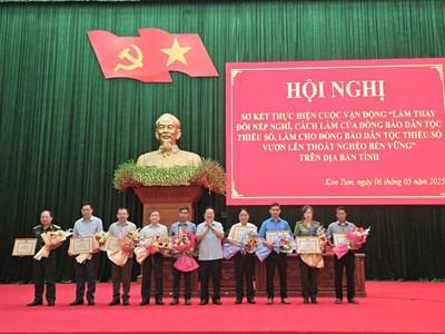 Thay đổi nếp nghĩ, làm cho đồng bào DTTS vươn lên thoát nghèo