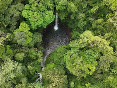 Quảng Ngãi: Phát hiện hai thác nước hoang sơ tuyệt đẹp tại xã Kon Plông