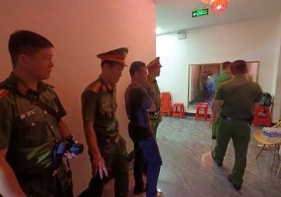 Triệt phá 2 cơ sở massage núp bóng mại dâm