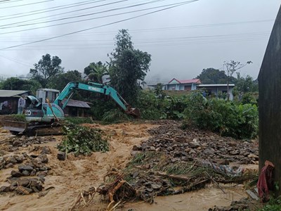 Quảng Ngãi: Khẩn cấp di dời 26 hộ dân ở xã Đăk Plô tránh sạt lở
