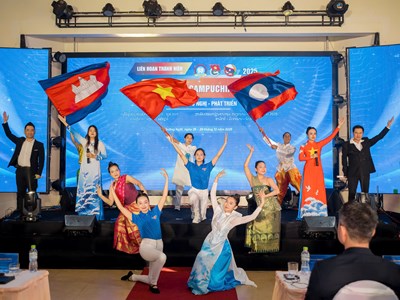 Khai mạc Liên hoan Thanh niên Việt Nam – Campuchia – Lào 2025