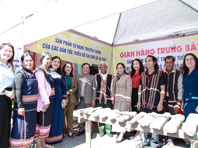 Định hình hướng đi mới cho nghề truyền thống vùng đồng bào DTTS