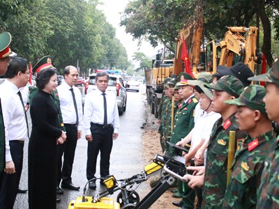 Triển khai khai quật khu vực nghi có mộ liệt sĩ tập thể trên đường Trường Chinh