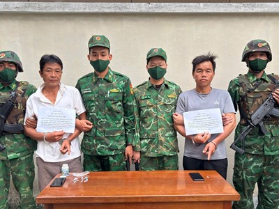 Lần theo lời khai người mua ma túy, phát hiện đối tượng tàng trữ 17 gói heroin