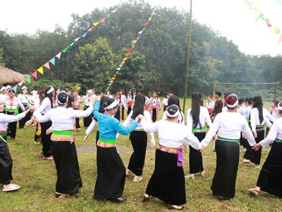 Người Mường vùng biên Quảng Ngãi đón Tết Độc lập ra sao?