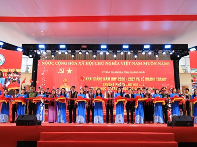 Quảng Ngãi: Rộn ràng tiếng trống khai trường nơi biên giới, hải đảo