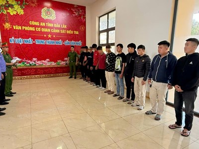 Đắk Lắk: Khởi tố 13 đối tượng trong vụ hỗn chiến trên phố