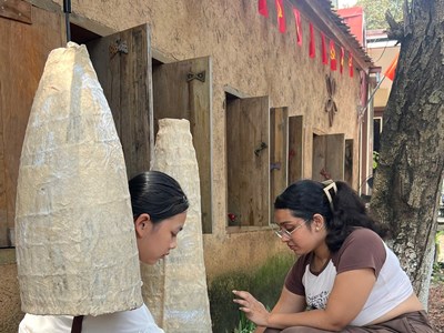 Phóng viên quốc tế thích thú với nhiều trải nghiệm tại Thủ đô 