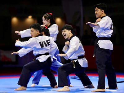 Võ sĩ Taekwondo Nguyễn Xuân Thành chia sẻ cảm nhận khi nhận  tấm HCV đầu tiên tại SEA Games 33