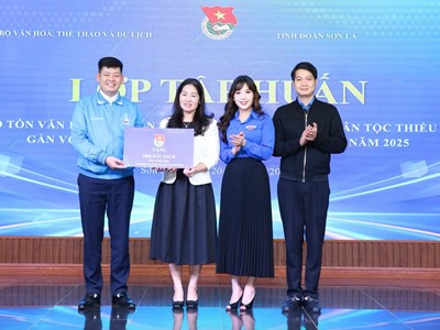 Thanh niên bảo tồn văn hóa truyền thống để phát triển du lịch