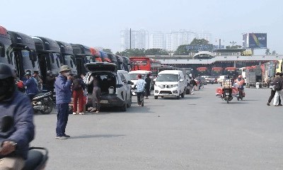 Bến xe Giáp Bát chiều 13.2: Cam kết không nhồi nhét, không tự ý tăng giá vé