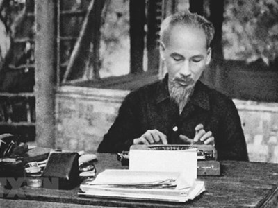 Chủ tịch Hồ Chí Minh - Người thầy của báo chí cách mạng Việt Nam