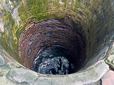 Giếng cổ ngàn xưa ngọt mãi