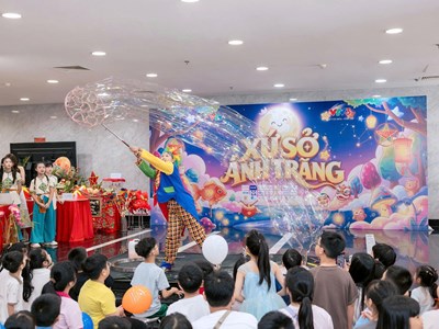“Ngày hội đón trăng”: Truyền thống hòa nhịp cùng sáng tạo