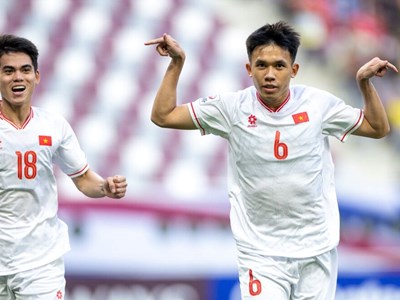 Đánh bại U23 Malaysia, U23 Việt Nam đặt một chân vào tứ kết Giải U23 châu Á