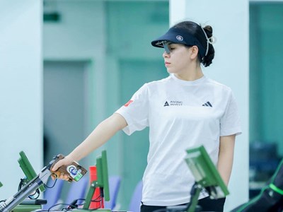 Xạ thủ Trịnh Thu Vinh xuất sắc lọt vào vòng tranh huy chương