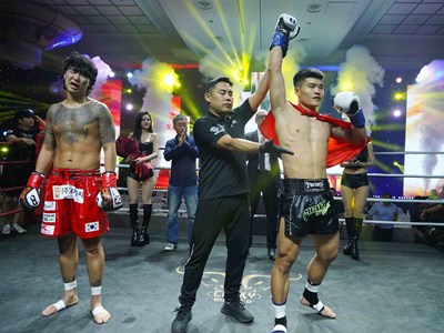 Hai võ sĩ Việt Nam giành chiến thắng tại sự kiện võ thuật Kickboxing & Muay Thai - Hotram Clash 