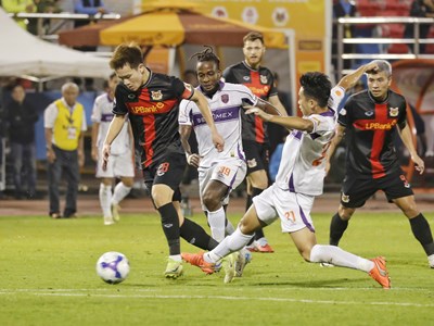 Kết quả và bảng xếp hạng vòng 9 V.League 2025/26: Kịch tính cuộc đua ngôi đầu