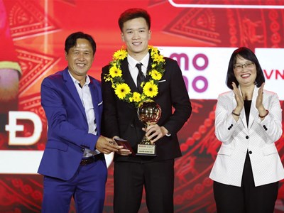 Hoàng Đức, Bích Thuỳ chiến thắng Quả bóng vàng Việt Nam 2025