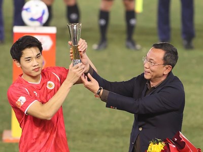 Đình Bắc nhận giải thưởng “Vua phá lưới” tại VCK U23 châu Á 2026