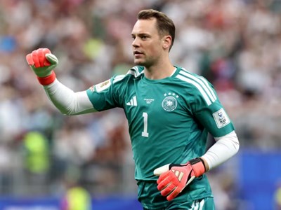 Thủ thành Manuel Neuer đi vào lịch sử bóng đá Đức tại World Cup 2026