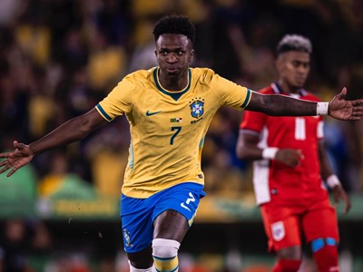 Liên tục ghi bàn, Vinicius đi vào lịch sử bóng đá Brazil