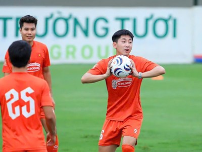 Tuyển Việt Nam làm quen bóng thi đấu ASEAN Cup 2026 trước chuyến tập huấn Hàn Quốc