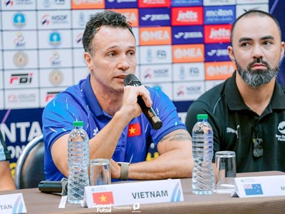 HLV Diego Giustozzi đặt niềm tin vào sức trẻ futsal Việt Nam