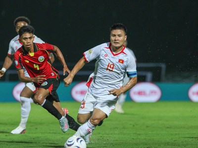 Quang Hải cân bằng kỷ lục khoác áo tuyển Việt Nam của Công Vinh
