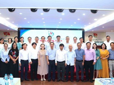 Nhận diện rủi ro pháp lý để bảo vệ người làm báo