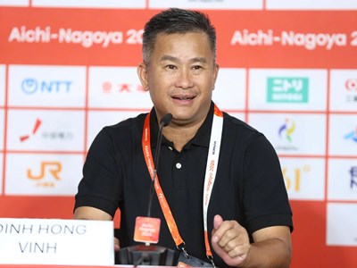 HLV Đinh Hồng Vinh nói gì khi U23 Việt Nam vào tứ kết ASIAD 2026?