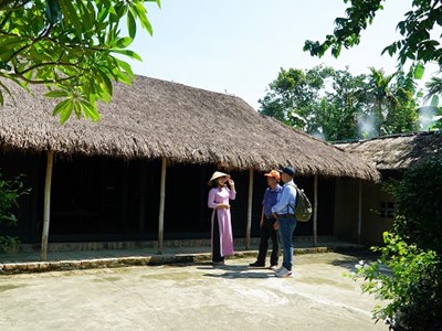 “Dương Nỗ - Hành trình tháng Năm”