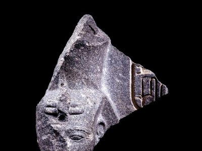 Ai Cập hồi hương tượng  Pharaoh Ramses II 3.400 năm tuổi