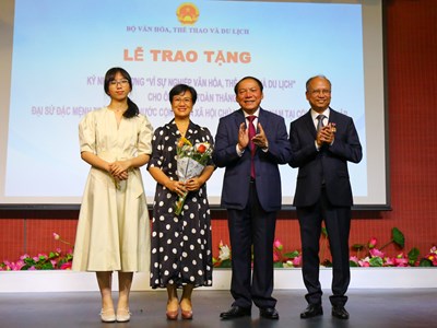 Để văn hoá thực sự là cầu nối giữa Việt Nam với bạn bè quốc tế