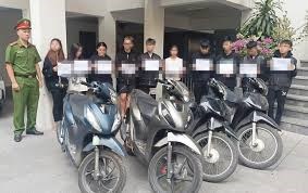  Giao xe cho con, coi chừng lĩnh án 