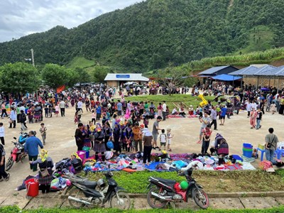  Chợ phiên Nậm Pắt – Bức tranh đa sắc của vùng cao Lai Châu