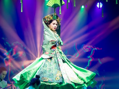 Ca nương Kiều Anh được yêu thích với màn hát chầu văn