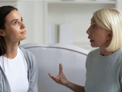 10 lý do người trưởng thành mâu thuẫn với cha mẹ của họ