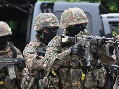 Hàn Quốc đối mặt nguy cơ suy giảm sức mạnh quân sự vì tỉ lệ sinh thấp kỷ lục