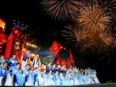 Âm nhạc truyền lửa, khơi dậy sức mạnh dân tộc